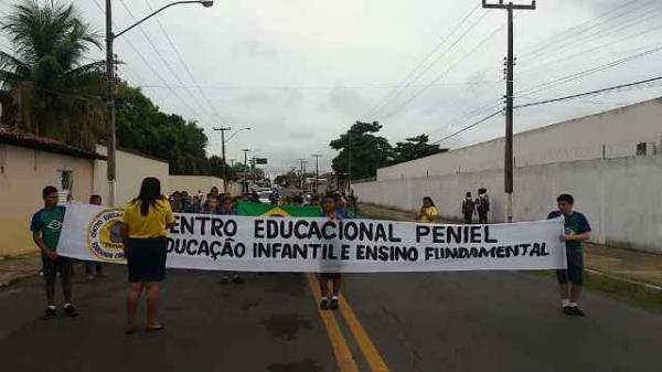 Centro Educacional Peniel realiza desfile cívico na Semana da Pátria.(Imagem:FlorianoNews)