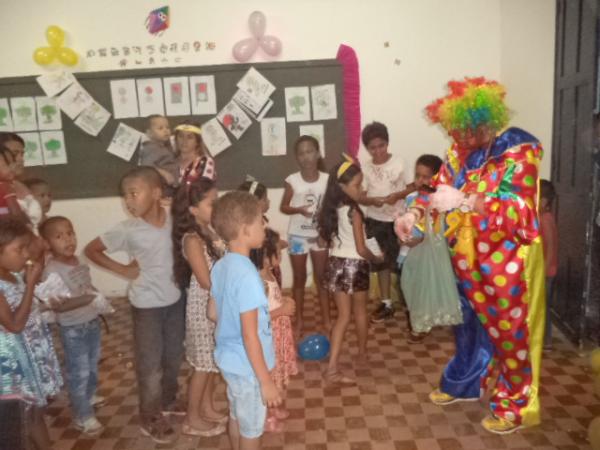 Acolhimento promove festa para filhos de projovianos em Floriano.(Imagem:FlorianoNews)