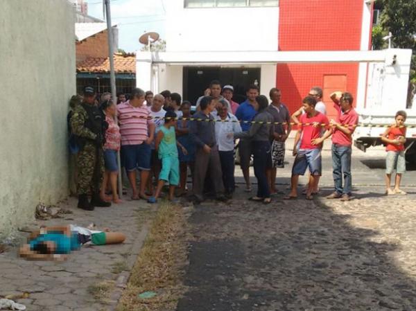 Jovem foi morto no bairro Piçarra, em Teresina.(Imagem:Divulgação/PM)
