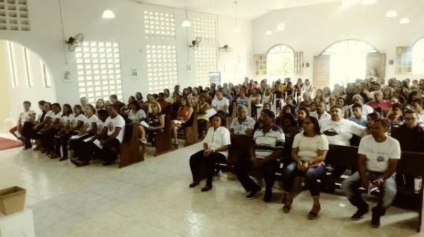 Igreja católica realiza missa de ação de graças em homenagem ao Dia dos Pais. (Imagem:FlorianoNews)