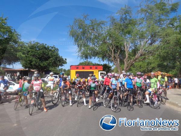 Realizada em Floriano 8ª edição da Corrida Ciclística Pedro Tomaz.(Imagem:FlorianoNews)