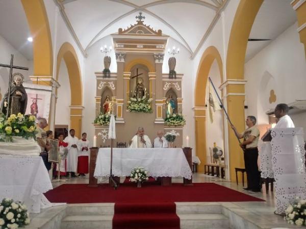 Missa celebra São Pedro de Alcântara e Dia do Piauí em Floriano.(Imagem:FlorianoNews)