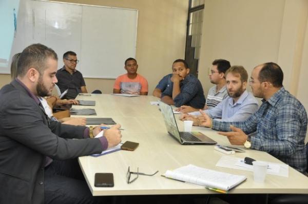 Floriano sedia Encontro dos Secretários Municipais de Agricultura.(Imagem:SECOM)