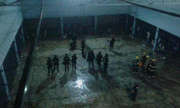  Presos destruíram celas durante motim na Casa de Custódia de Teresina.(Imagem:Divulgação/Sejus)