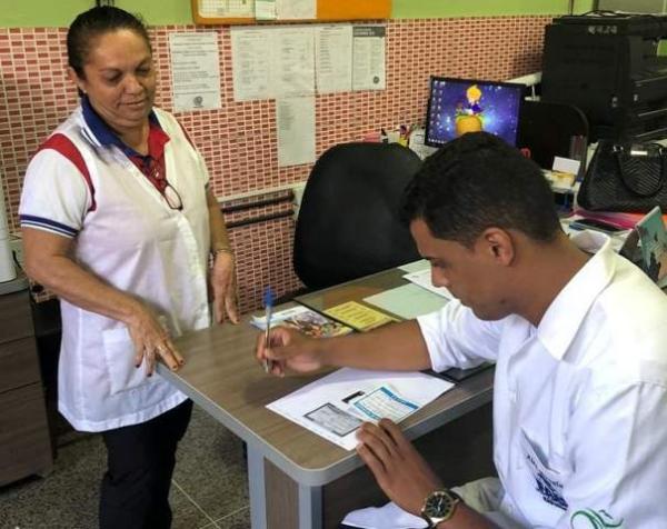 Acadêmicos da FAESF realizam atualização vacinal na Escola Pequeno Príncipe.(Imagem:FAESF)