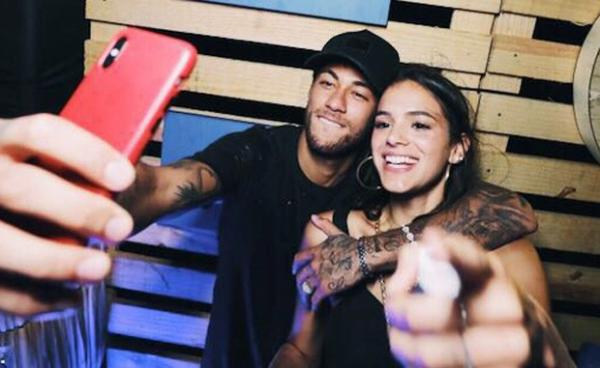 Bruna Marquezine e Neymar retomam namoro durante viagem a Noronha (Imagem:Divulgação)
