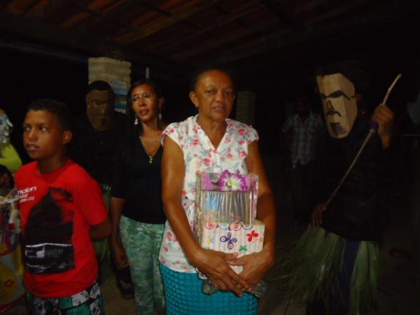 Tradicional Folia de Reis percorre comunidades rurais de Floriano.(Imagem:FlorianoNews)