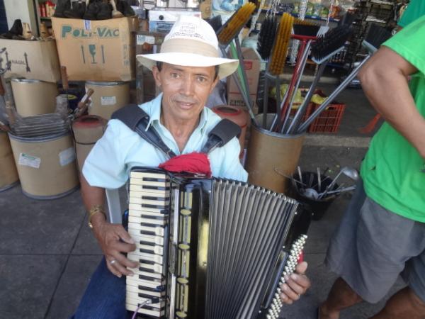 Sanfoneiros animaram o Mercado Público Central de Floriano.(Imagem:FlorianoNews)