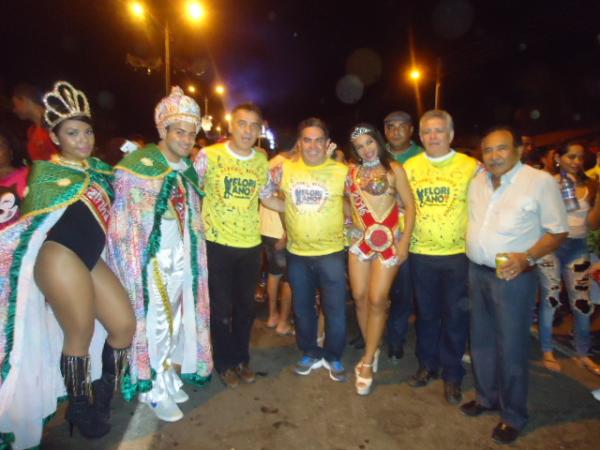 Forró dos Plays faz a diferença na alegria do segundo arrastão no carnaval de Floriano.(Imagem:FlorianoNews)