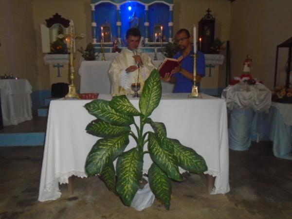Missa solene marca encerramento dos festejos de Nossa Senhora da Conceição.(Imagem:FlorianoNews)