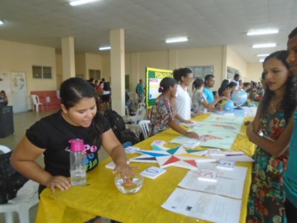 Acadêmicos da UFPI apresentam mostra sobre ensino da geografia.(Imagem:FlorianoNews)