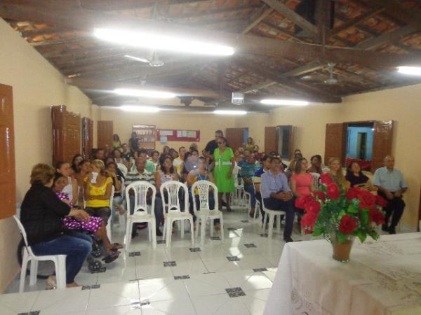 Centro de Fraternidade Espírita Ângelo Franc.isco promoveu palestra sobre família(Imagem:FlorianoNews)