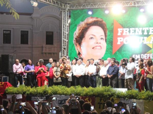 Dilma participa de ato no Centro de Teresina.(Imagem:Ellyo Teixeira/G1)