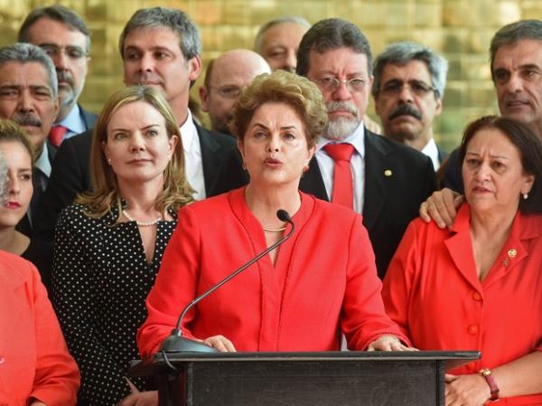 A ex-presidente Dilma Rousseff faz pronunciamento no Palácio da Alvorada, em Brasília, após ter seu mandato cassado em votação pelo Senado Federal.(Imagem:Evaristo Sá/AFP)