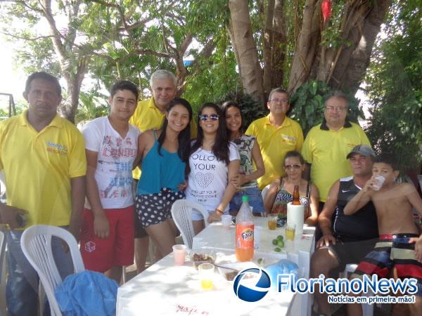 Docentes da rede privada comemoraram o Dia do Professor em manhã de lazer.(Imagem:FlorianoNews)