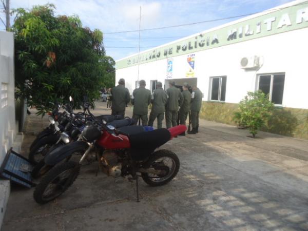 Suspeitos de assalto a estudantes são presos no bairro Cajueiro II.(Imagem:FlorianoNews)