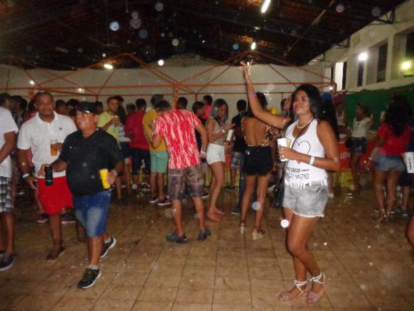 Bloco Farinhálcool movimenta Carnaval de Floriano.(Imagem:FlorianoNews)