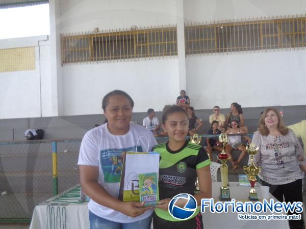 Sociedade Atlética Florianense é campeã do Torneio Cidade Futsal Feminino em Floriano.(Imagem:FlorianoNews)