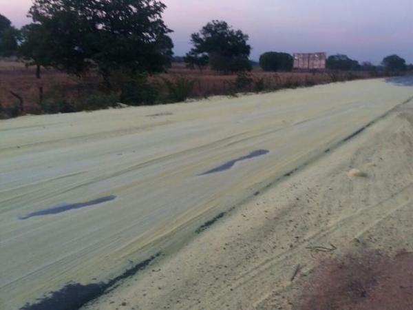 Após 12 horas de interdição, BR-135 tem fluxo de veículos liderado(Imagem:PRF)