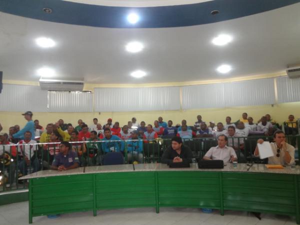 Audiência pública discutiu regulamentação dos moto-taxistas de Floriano.(Imagem:FlorianoNews)
