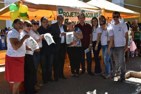 Ação Social e Prefeitura Itinerante abrem o 4° dia de festividades pelo aniversário de Floriano.(Imagem:SECOM)