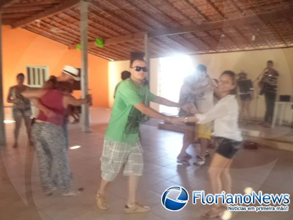 Sinpro-PI de Floriano comemorou dia dos professores com festa.(Imagem:FlorianoNews)