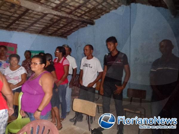 Comunidades rurais de Floriano encerraram festejos alusivos a Santa Teresinha.(Imagem:FlorianoNews)