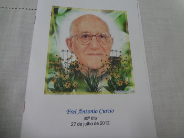 Celebrada missa pelo 1º mês de falecimento do Frei Antonio Curcio.(Imagem:FlorianoNews)