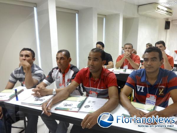 Cajueiro Motos realizou treinamento em vendas para funcionários.(Imagem:FlorianoNews)
