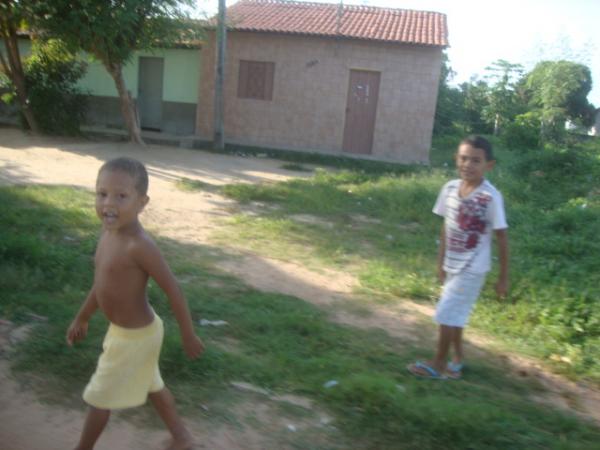 Crianças no Click do Amarelinho(Imagem:redaça)
