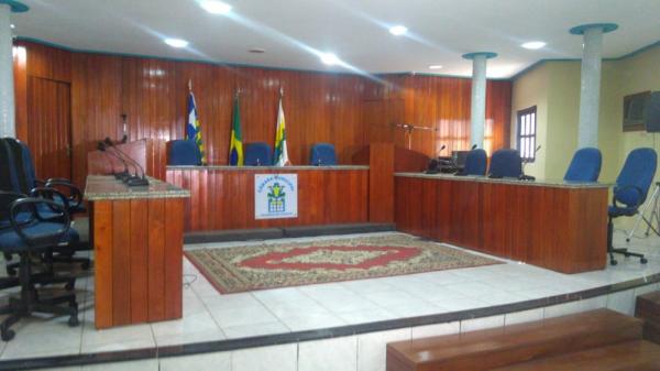 Plenário da Câmara Municipal de Valença do Piauí.(Imagem:Marcos Teixeira/TV Clube)