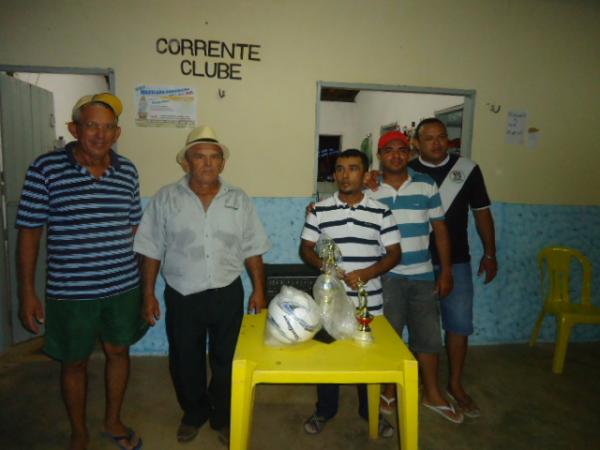 Equipe do Força Jovem vence final de tarde esportiva na localidade Cocalinho.(Imagem:FlorianoNews)