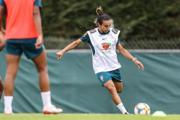 Duelo da próxima quinta pode definir a classificação do Brasil na Copa do Mundo Feminina. Segundo Andressa Alves, craque está com 