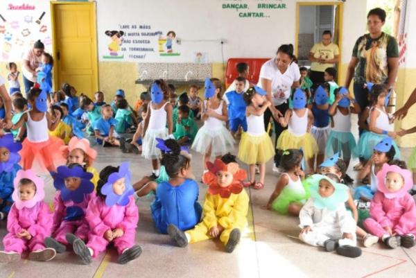 Meio ambiente realiza atividades em escolas de Floriano na Semana da Água.(Imagem:SECOM)