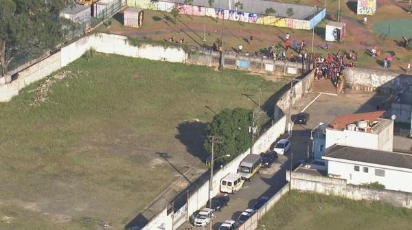 Imagem mostra local onde garoto foi atacado por cães(Imagem:Reprodução/ TV Globo)