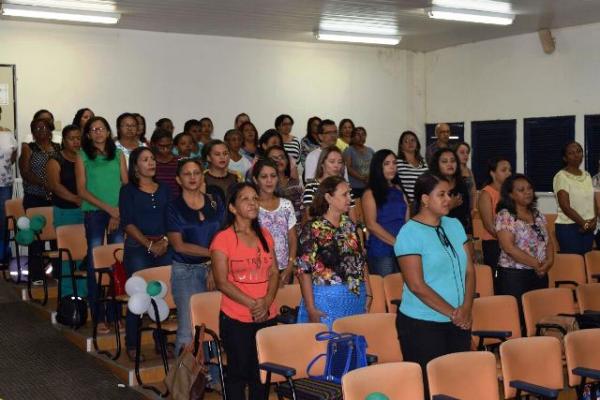 Secretaria de Educação realiza III Seminário Municipal do PNAIC em Floriano.(Imagem:Waldemir Miranda)