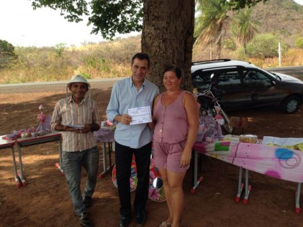 Prefeito participa do encerramento do curso de artesanato na comunidade Buqueirão.(Imagem:Secom)