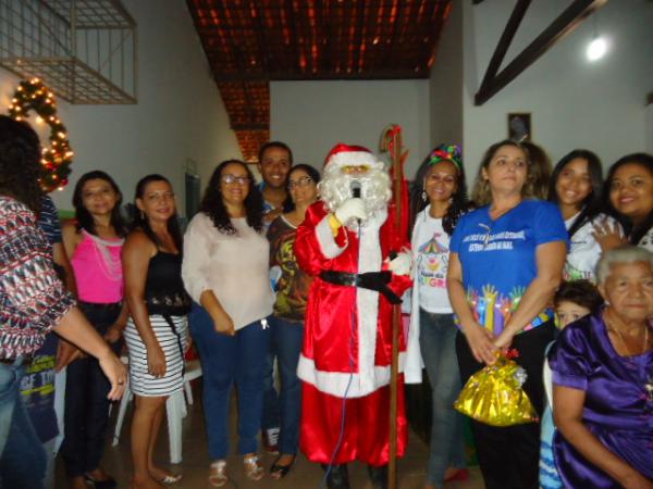 Acadêmicos da FAESF realizam festa de natal para alunos da APAE de Floriano.(Imagem:FlorianoNews)