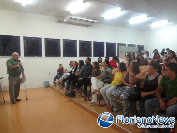 Jovensde Floriano receberam certificado do Projovem Trabalhador.(Imagem:FlorianoNews)