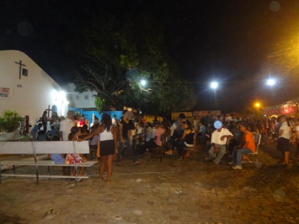 Procissão encerra festejo de Santa Cruz dos Milagres em Floriano.(Imagem:FlorianoNews)