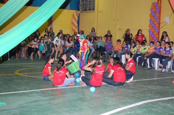 Alunos da Escola Pequeno Príncipe participaram do II Sarau e lançamento de livro.(Imagem:EPP)