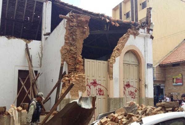 Conselho alerta que pelo menos 100 prédios correm risco de cair no Centro de Teresina.(Imagem:Itamar Barros)