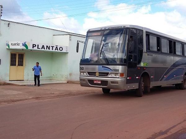 Dupla invadiu o ônibus e cometeram o assalto.(Imagem:Luís Silva/Realidadeemfoco)