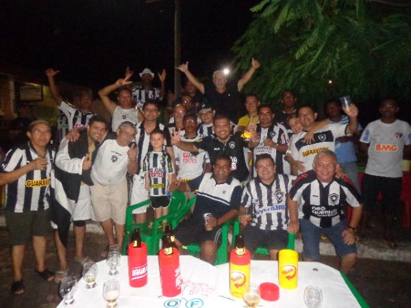 Torcedores florianenses do Botafogo comemoraram título de Campeão Carioca.(Imagem:FlorianoNews)