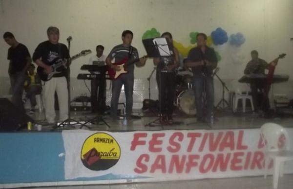 Banda Flutuante(Imagem:FlorianoNews)