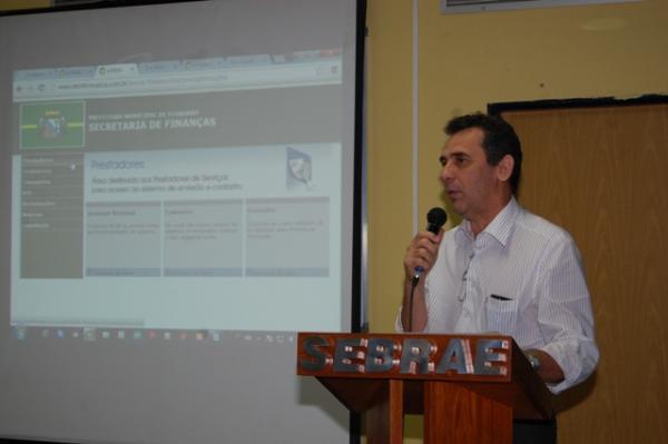 Prefeitura de Floriano implanta o contracheque virtual.(Imagem:FlorianoNews)