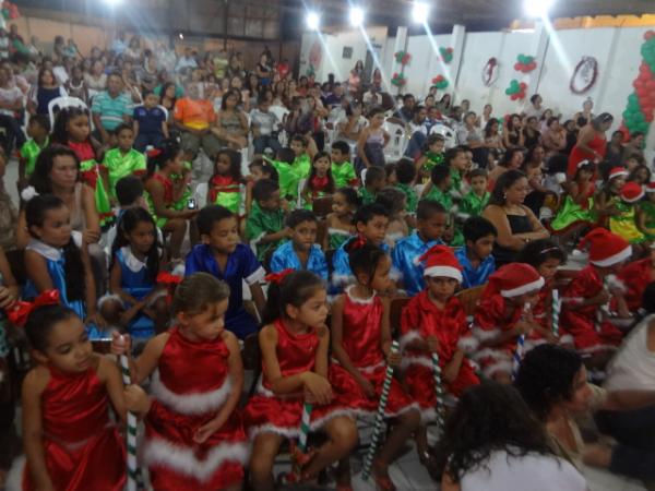 Escola Mega de Floriano realizou confraternização de natal.(Imagem:FlorianoNews)