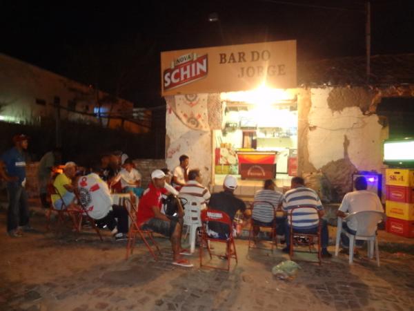 Torcedores acompanharam final da Libertadores em bares de Floriano.(Imagem:FlorianoNews)