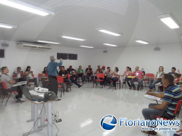 Concessionária Honda Cajueiro Motos realiza palestra motivacional em Floriano.(Imagem:FlorianoNews)