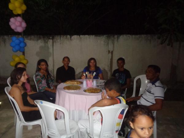 Alunos de Escola Municipal comemoram conclusão da Educação Infantil com formatura.(Imagem:FlorianoNews)